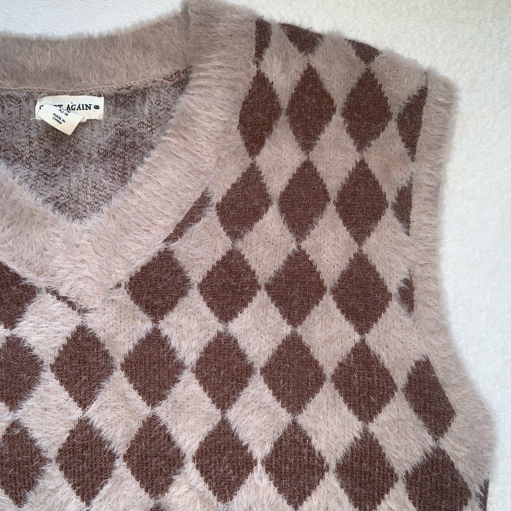 Yet Again Fuzzy Argyle Knit Vest - Picture 5 of 13